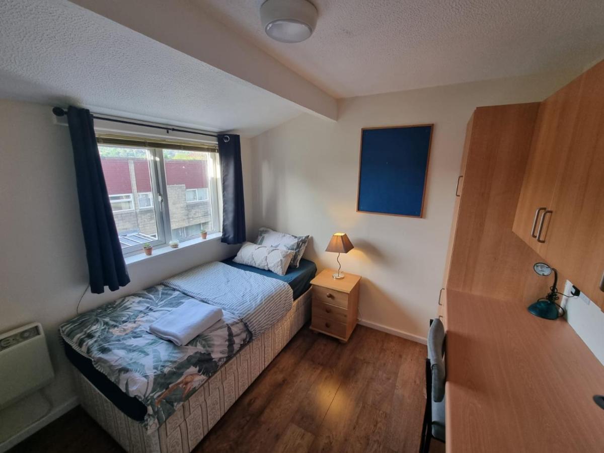 Private Rooms Bath Ngoại thất bức ảnh